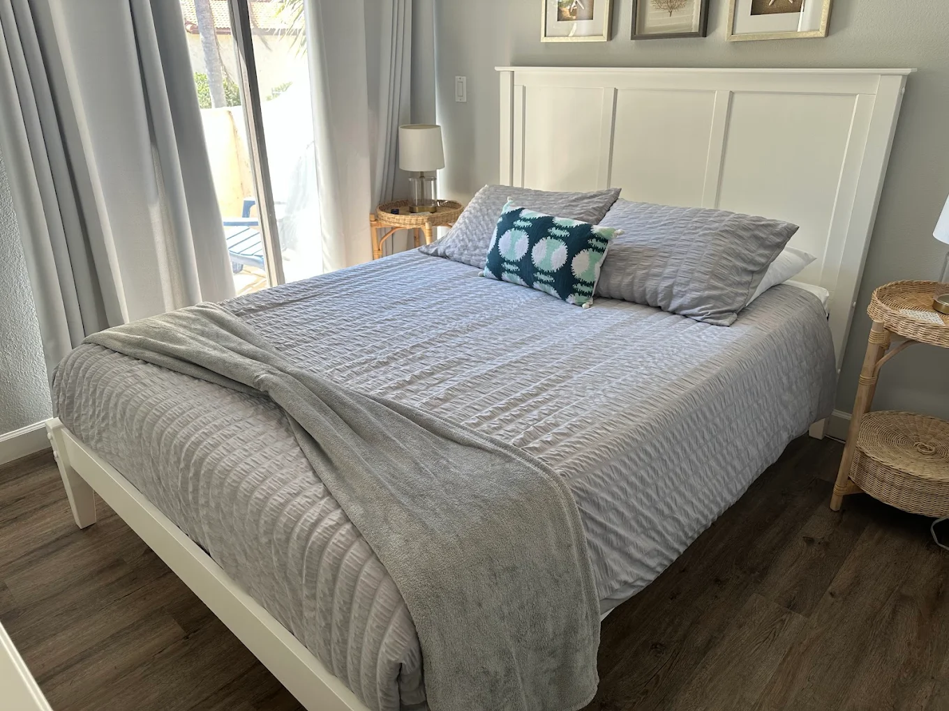 Another clean Tampa bedroom after Easy Clean Service visit